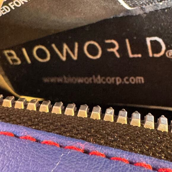 My Hero Academia Shoto Todoroki Fire & Ice Mini Backpack - Picture 11 of 11